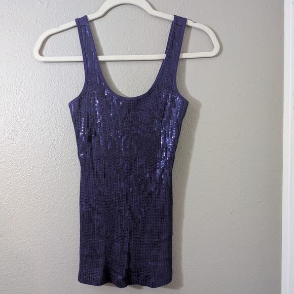 Express Sexy Basic Sequin tank Top - Picture 1 of 4